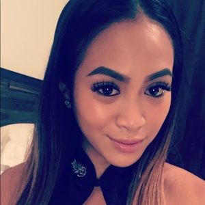 Meet your Posher, Camille